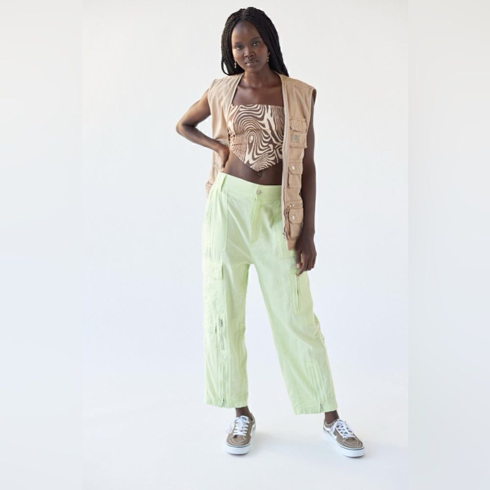 Urban Outfitters Linen Blend Myla High Rise Straight Leg Cargo Pants Lime Green